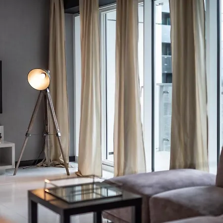 Lägenhet Super-apartamenty International Fair *