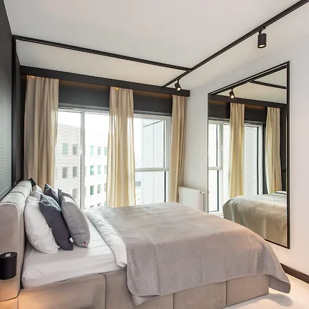 Super-apartamenty International Fair