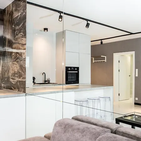 Super-apartamenty International Fair Appartamento