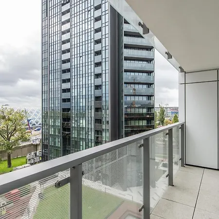 Super-apartamenty International Fair Apartment *
