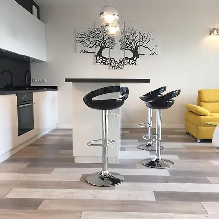 Super-apartamenty International Fair Appartement *