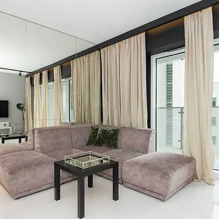 Super-apartamenty International Fair Appartamento *