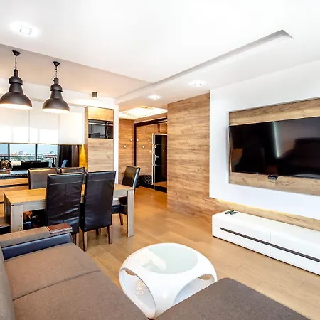 Апартаменти Super-apartamenty International Fair *