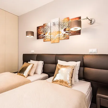 Super-apartamenty International Fair Apartment *